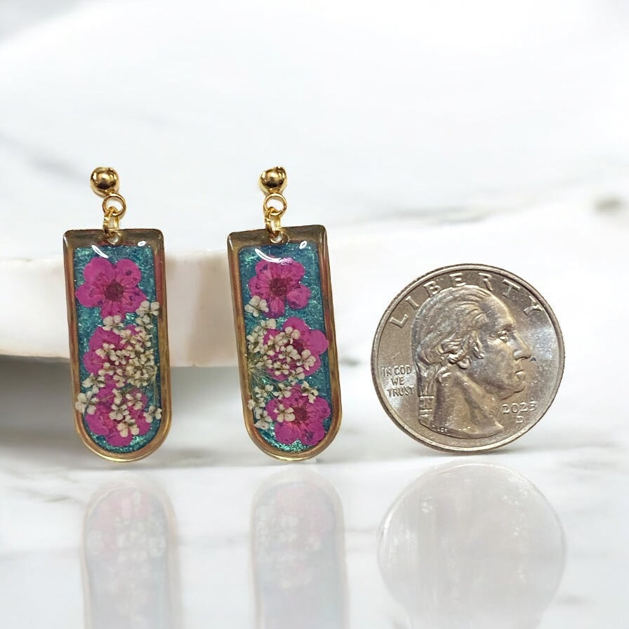 Teal Mica Powder with Queen Anne’s Lace and Pink Colored Plum Blossoms