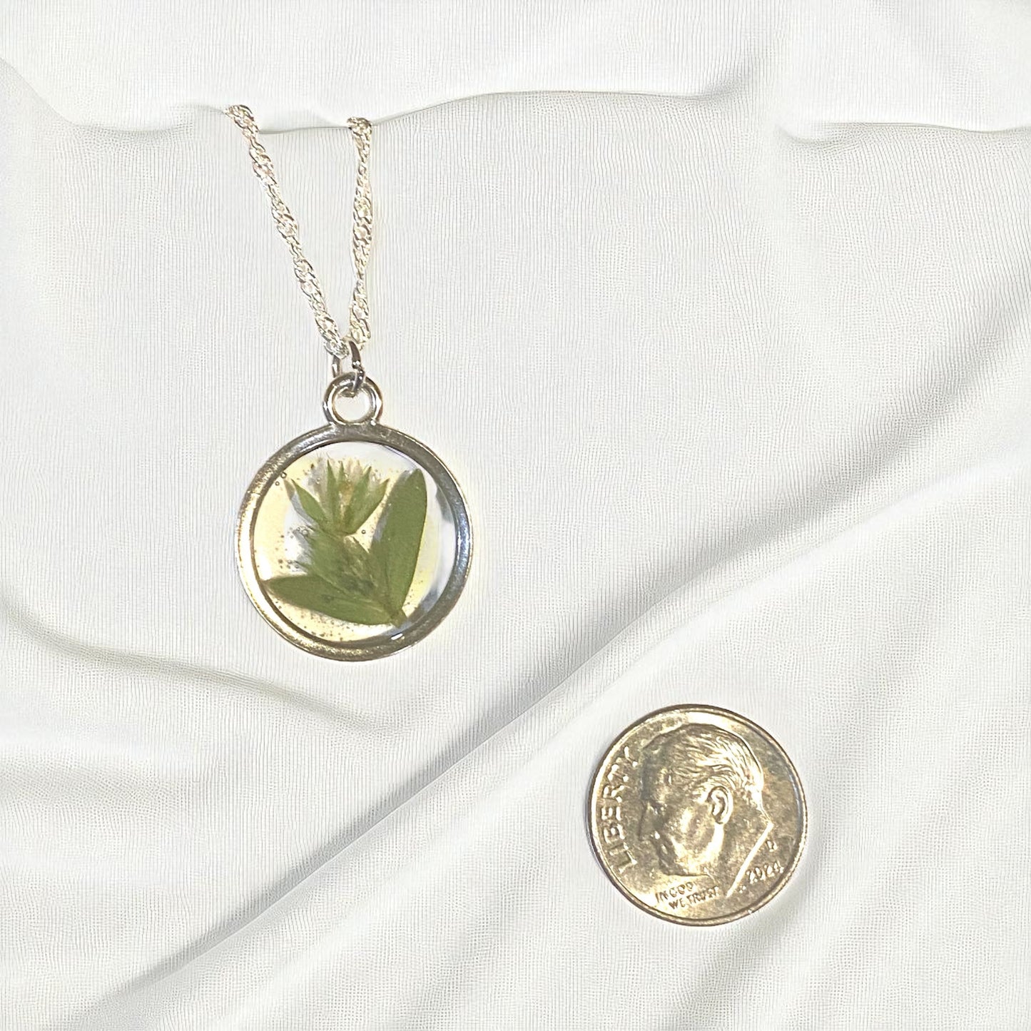 Silver Colored Dainty Necklace with Wild Flower