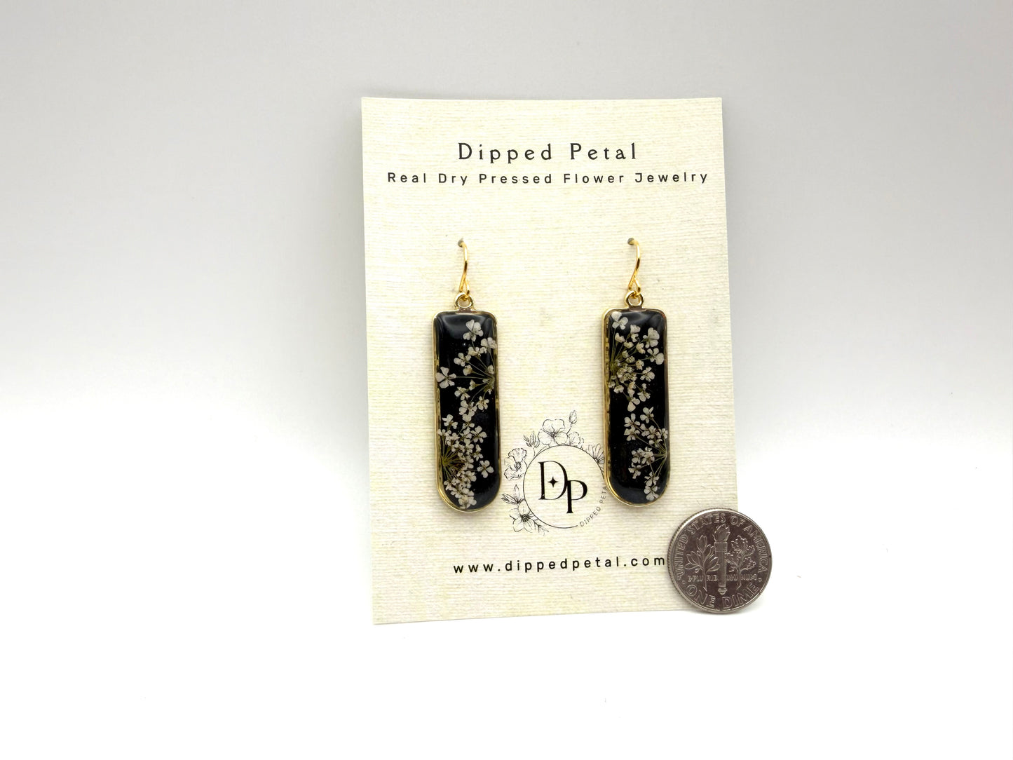 Black Mica powder with Queen Anne’s Lace