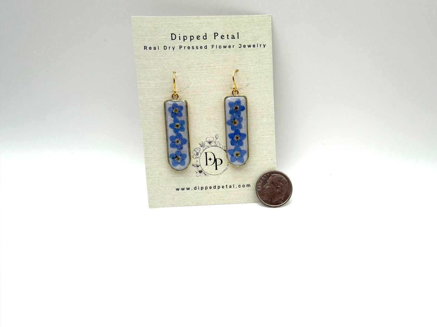 Opal Mica powder with Forget Me Not’s