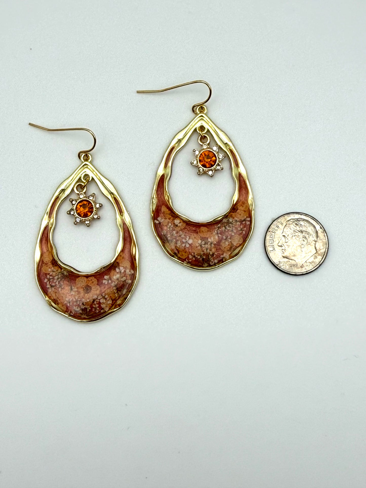 Coral Pink Mica Powder with Orange Plum Blossoms and Queen Anne’s Lace - Sun Charm