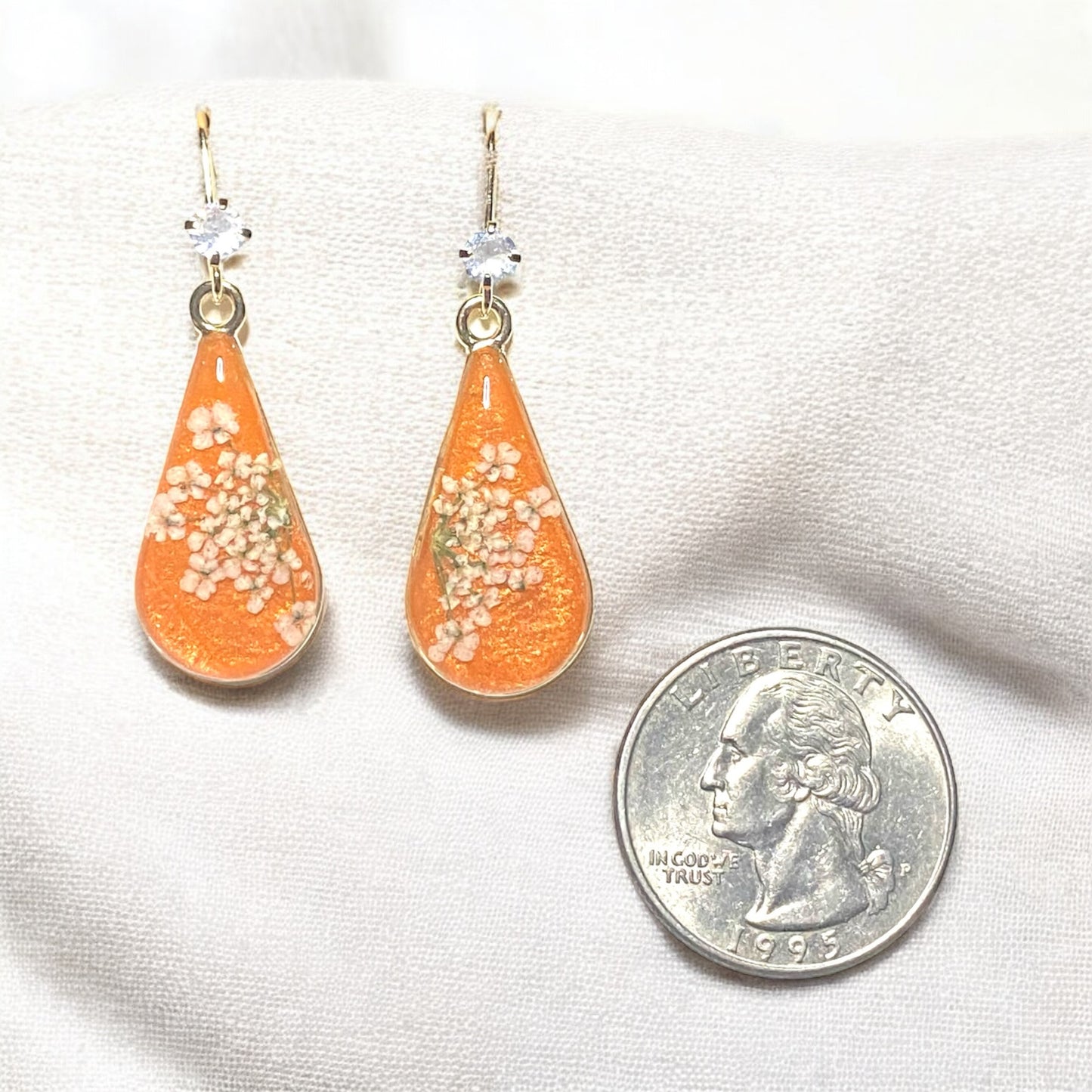 Orange Colored Mica Powder with Queen Anne’s Lace
