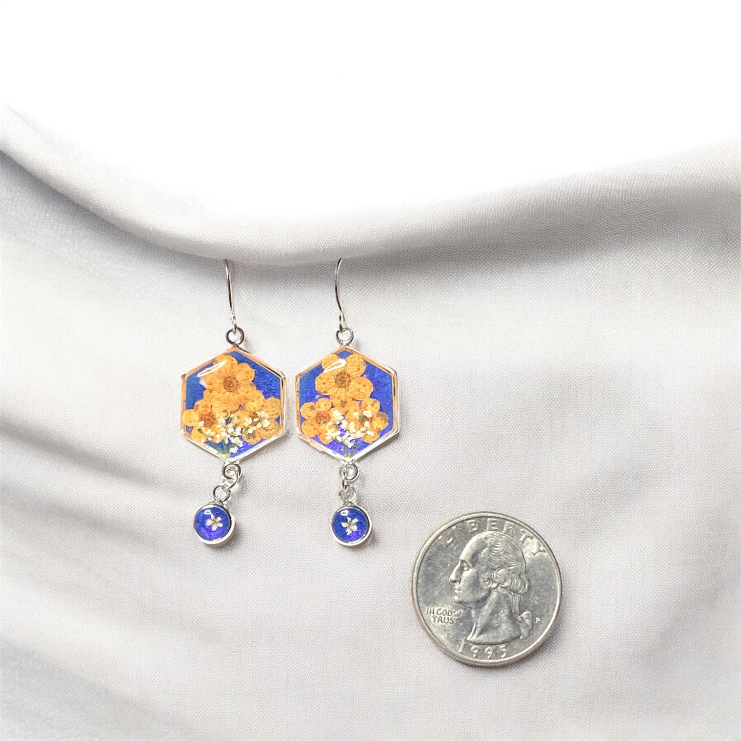 Blue Colored Mica Powder (Single) Dangle Earrings with Orange Plum Blossoms and Queen Anne’s Lace