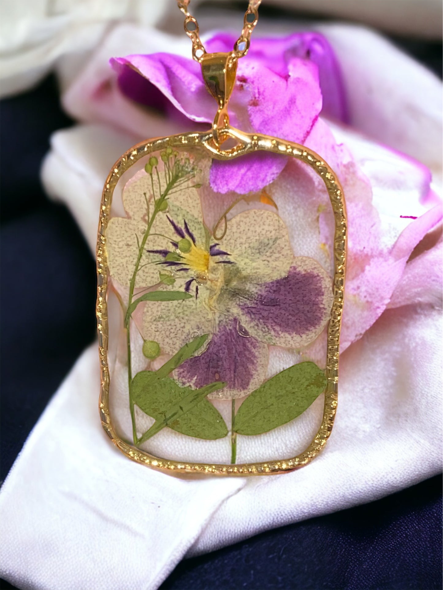 Pansy Necklace