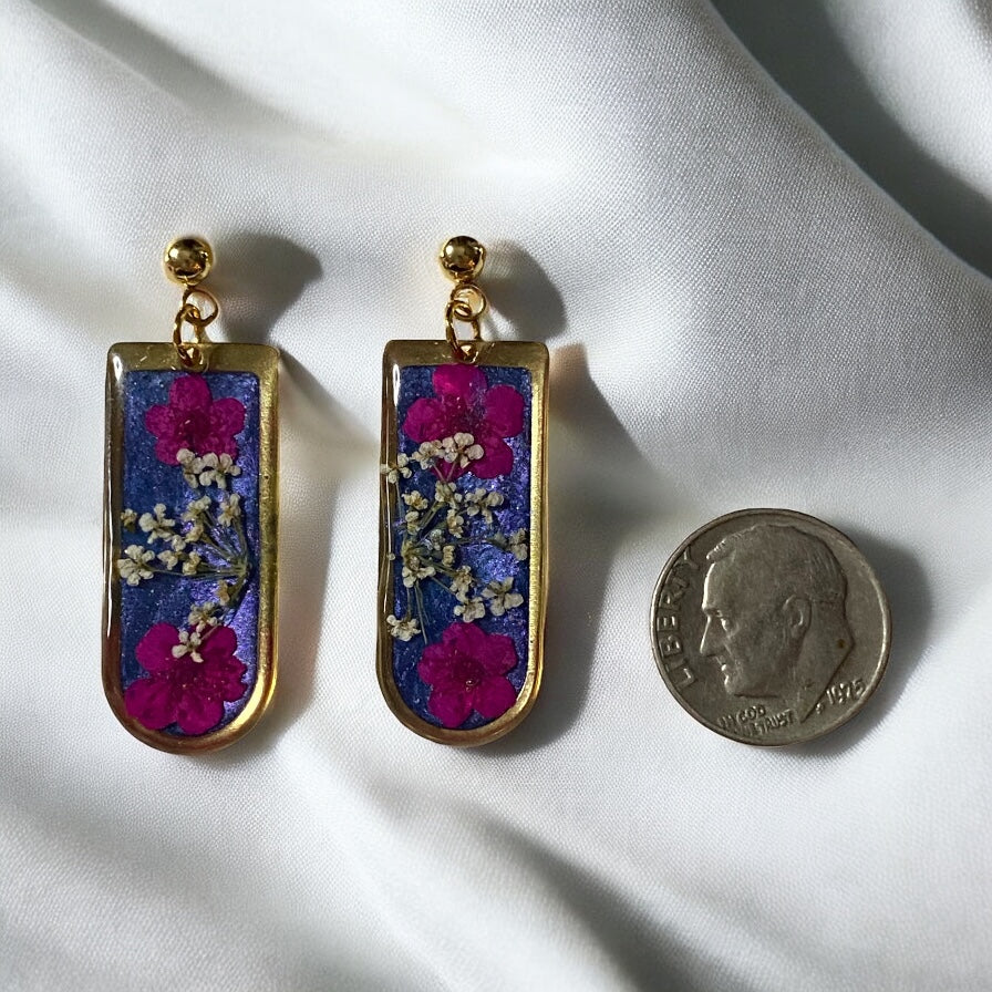 Blue Mica Powder with Pieces of Queen Anne’s Lace and Pink Plum Blossoms