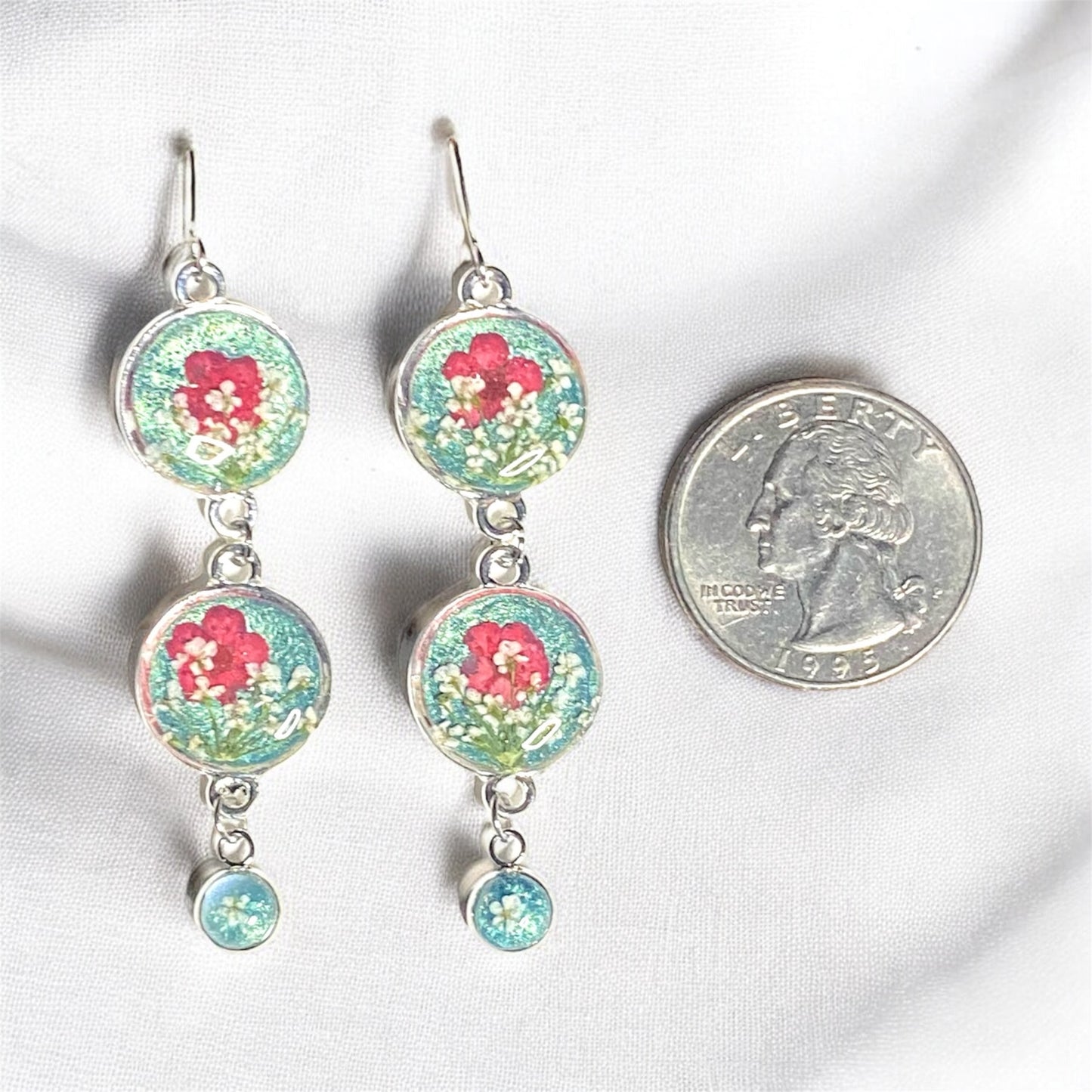 Teal Colored Mica Powder Dangle Earrings with Red Plum Blossoms and Queen Anne’s Lace