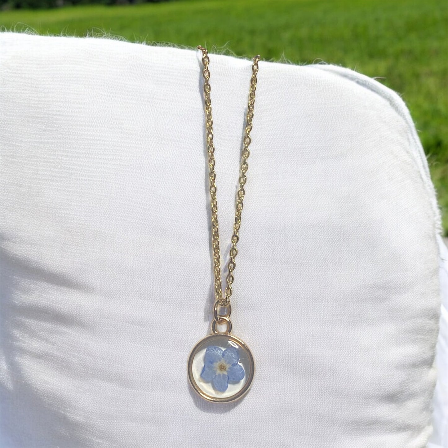 Dainty Rose Gold Bezel with Blue Forget-Me-Not Flower on a Brass Chain