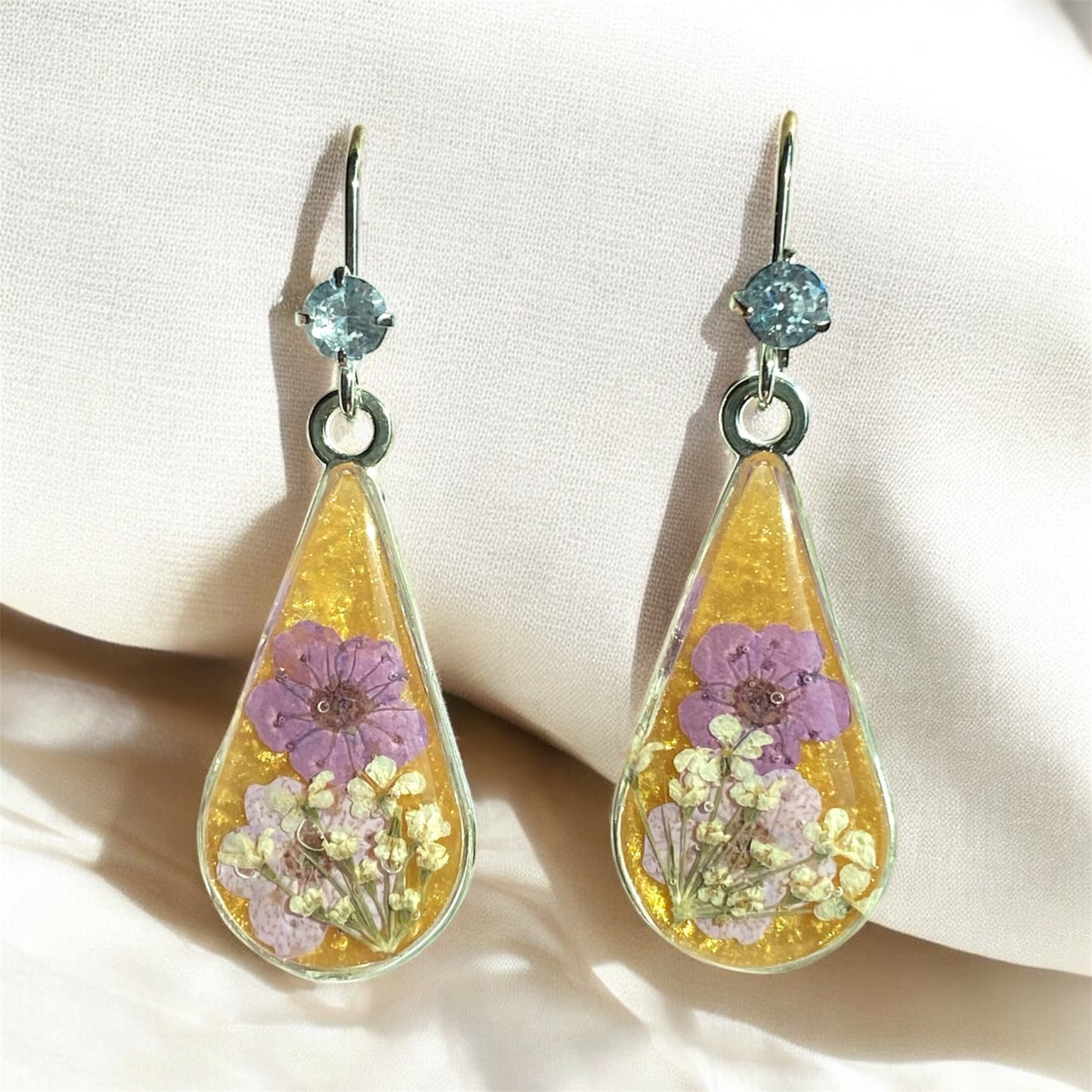 Gold Colored Mica Powder, Light and Dark Purple Plum Blossoms, with Queen Anne’s Lace