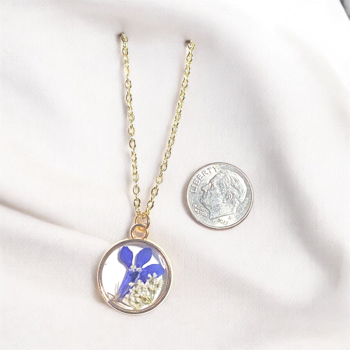 Dainty Queen Anne’s Lace with Lobelia Flower Necklace