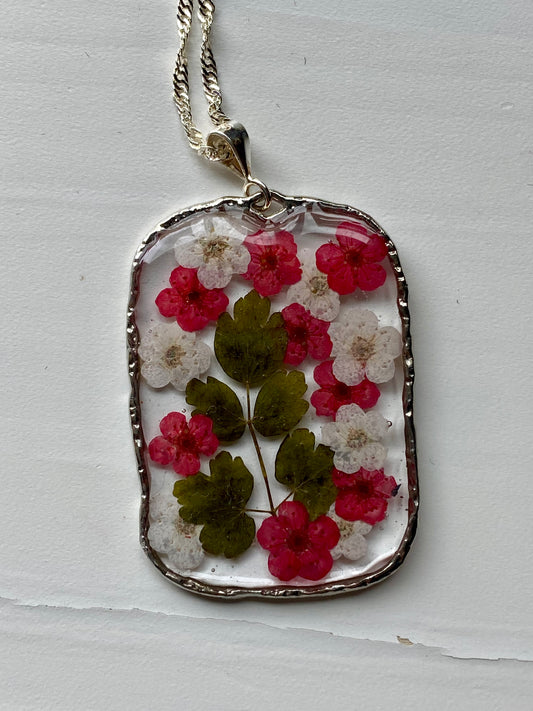 Red and White Plum Blossom Flowers with Dry Pressed Leaf Necklace