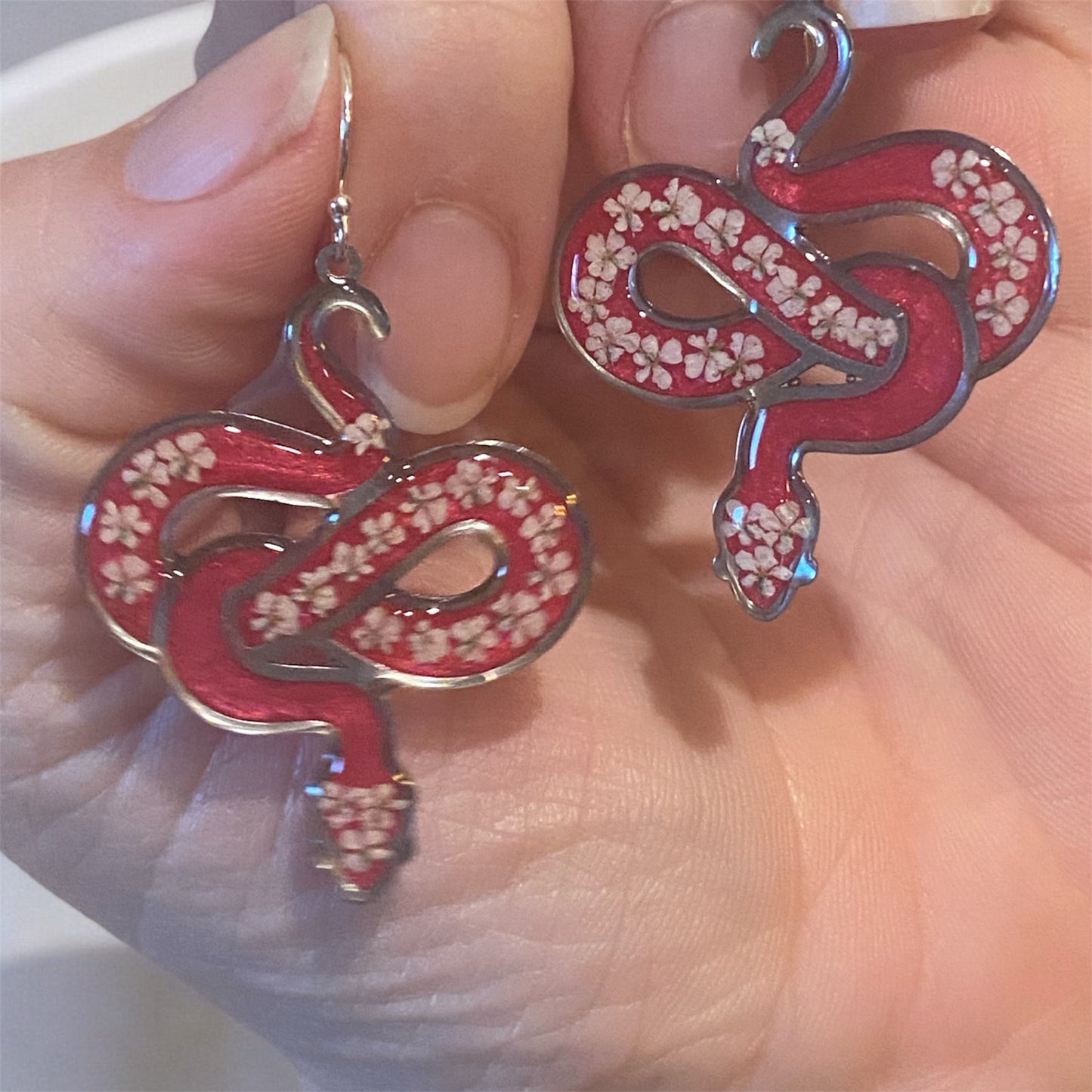 Snake Bezels with Dry Pressed pieces of Queen Anne’s Lace with Pink Mica Powder