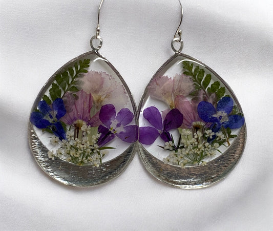Dry Pressed Fern, Carnation, Queen Anne’s Lace, Purple and Blue Flowers with Pink Fairy Fan