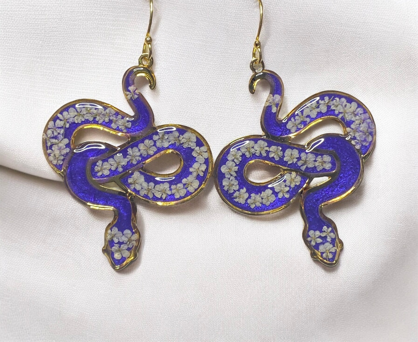 Blue 24 kt Gold Plated Snake Bezel Earrings