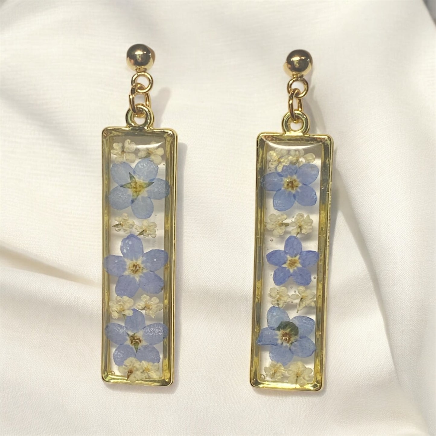 Blue Forget-Me-Nots with Pieces of Queen Anne’s Lace