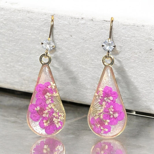 White/Opal Colored Mica Powder with Hot Pink Plum Blossoms and Queen Anne’s Lace