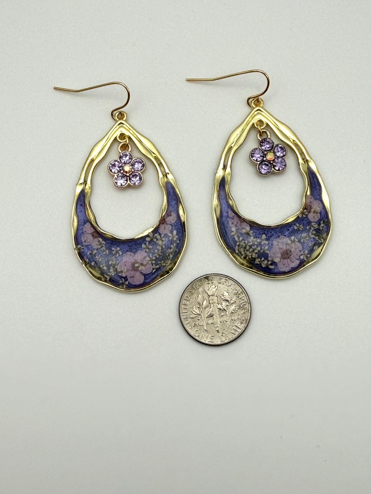 Purple Blue Mica Powder with Purple Plum Blossoms and Queen Anne’s Lace with a Purple Flower Charm