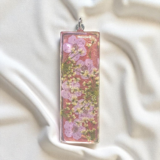 Coral Pink Mica Powder Filled Bezel with Light Purple Plum Blossoms and Queen Anne’s Lace