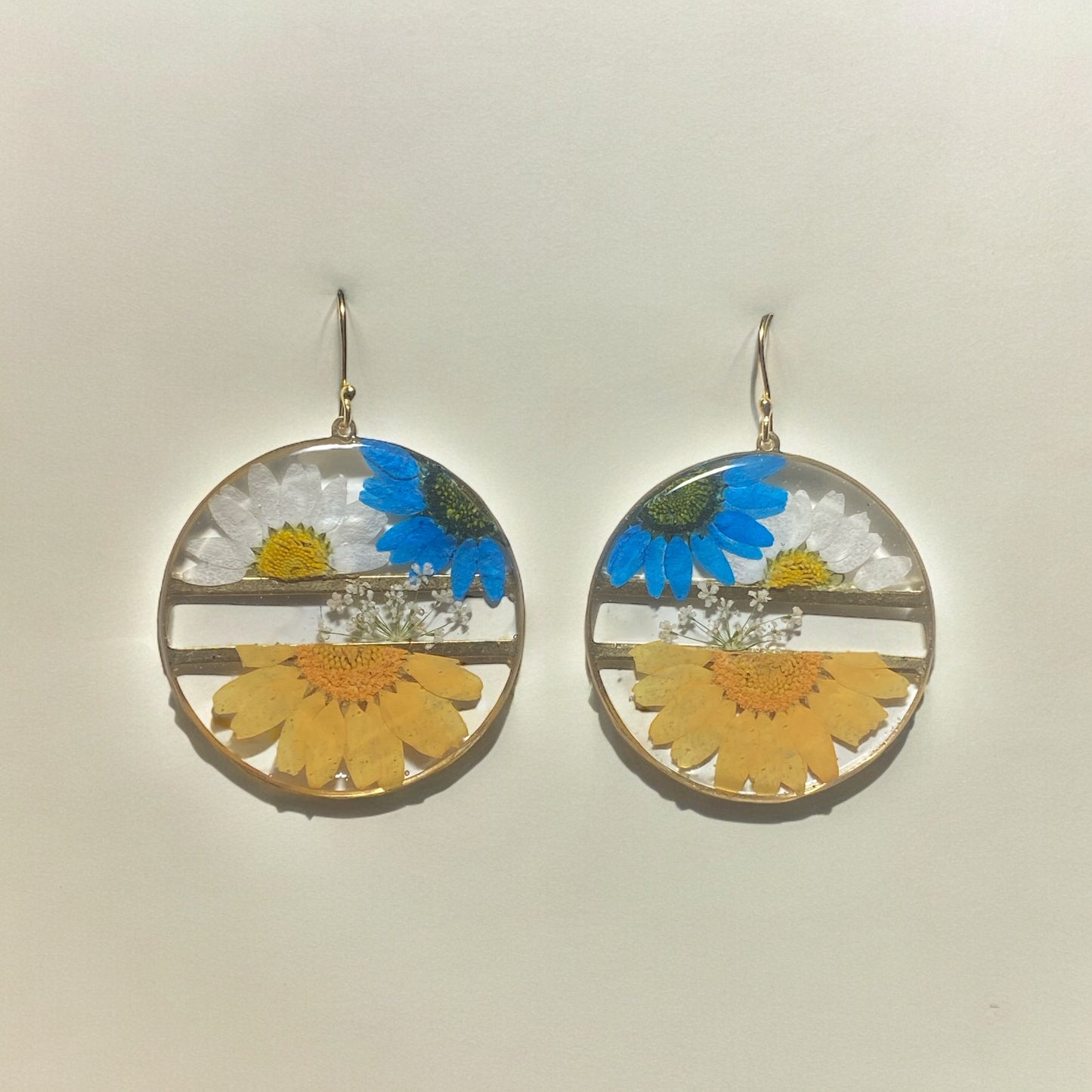 Yellow, Teal and White Daisies, with Queen Anne’s Lace Earrings