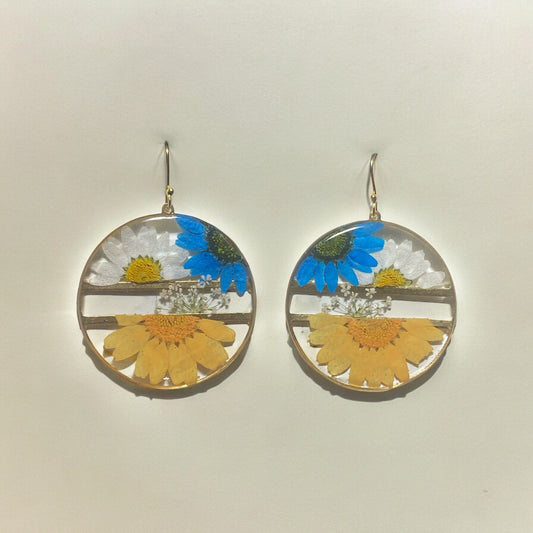 Yellow, Teal and White Daisies, with Queen Anne’s Lace Earrings