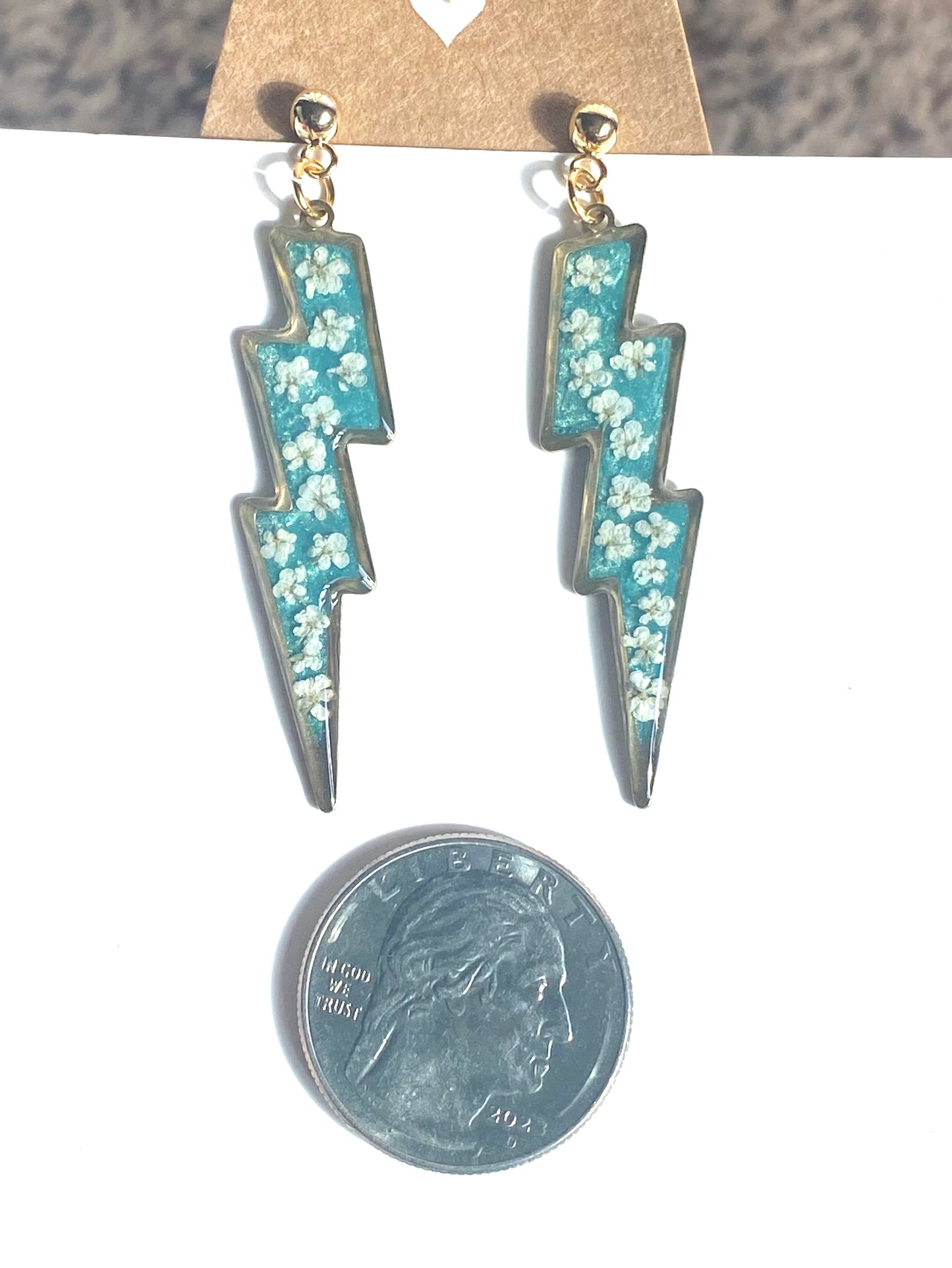 Teal Lightening Blots with Pieces of Queen Anne’s Lace