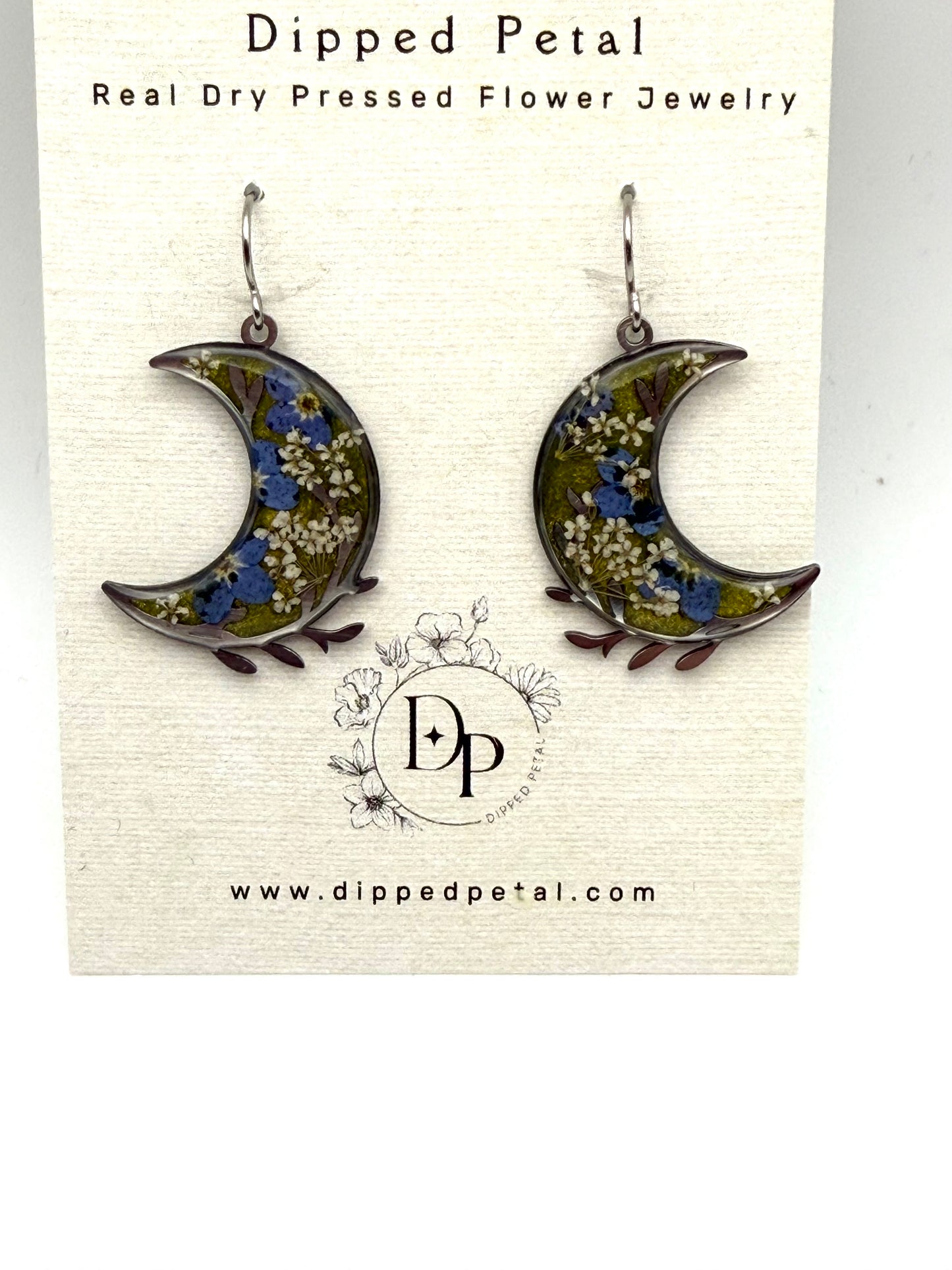 Green Crescent Moons with Forget-Me-Nots and Queen Anne’s Lace