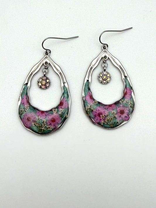 Teal Mica Powder with Pink Plum Blossoms, and Queen Anne’s Lace