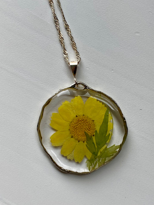 Yellow Daisy Necklace