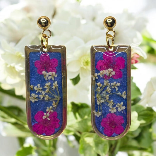 Blue Mica Powder with Pieces of Queen Anne’s Lace and Pink Plum Blossoms