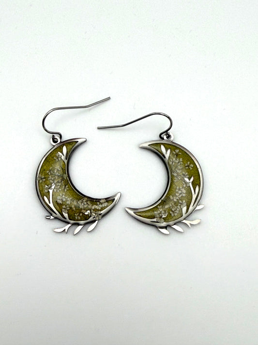Green Crescent Moons