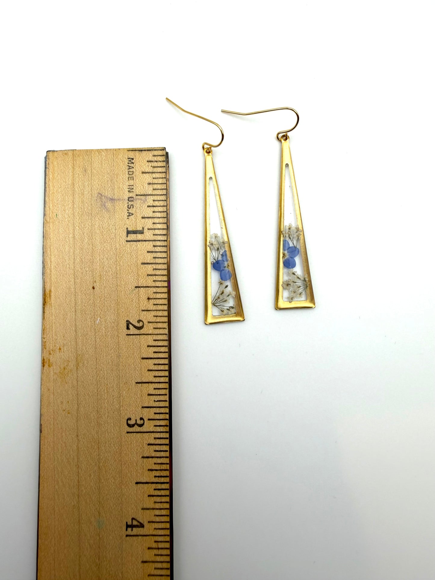 Pieces of Queen Anne’s Lace and Blue Forget-Me-Not