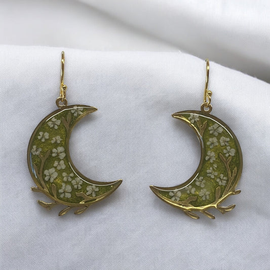Crescent Moons with Green Mica Powder filled with pieces of Queen Anne’s Lace