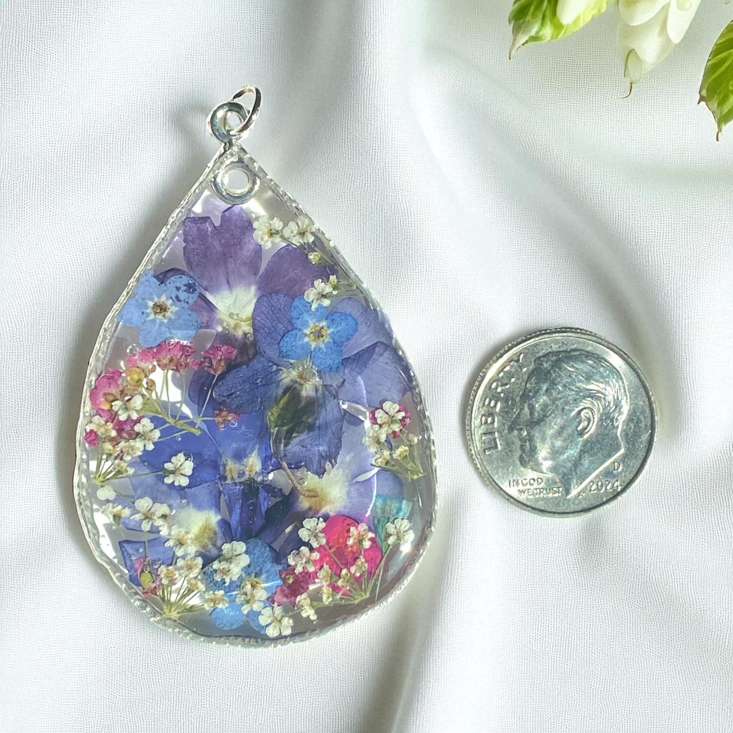 Verbena, Lobelia, Alyssum, and Blue Forget-Me-Nots with Queen Anne’s Lace