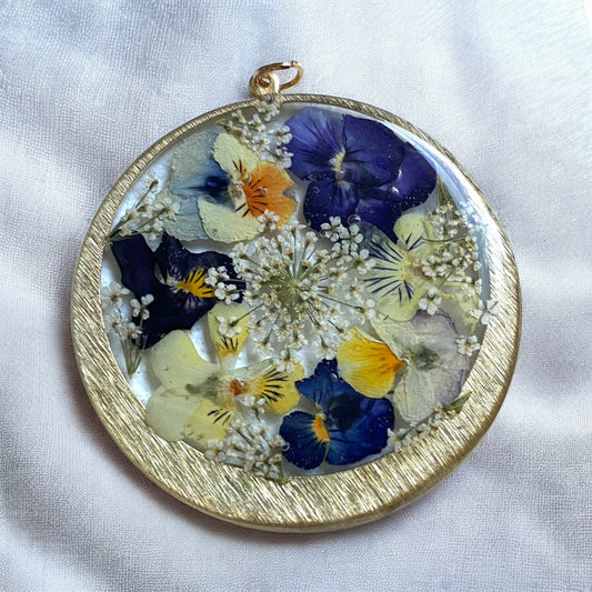 Dry Pressed Pansies and Queen Anne’s Lace