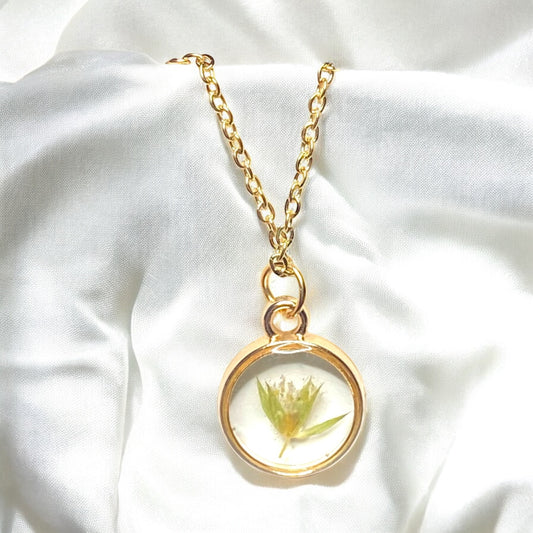Dainty Wild Flower Necklace