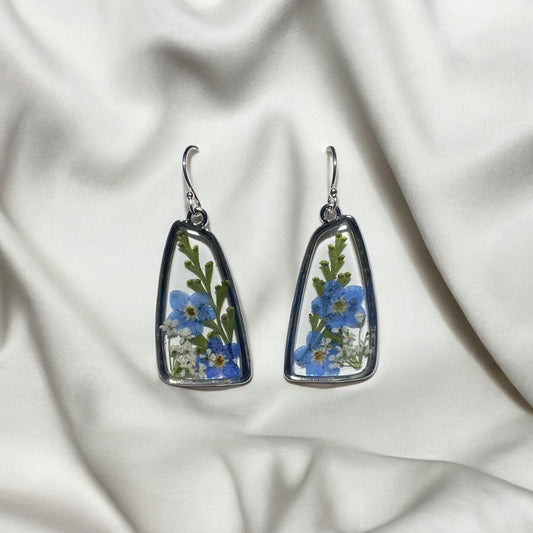 Blue Forget-Me-Not Flowers with Queen Anne’s Lace and Dry Pressed Leaves