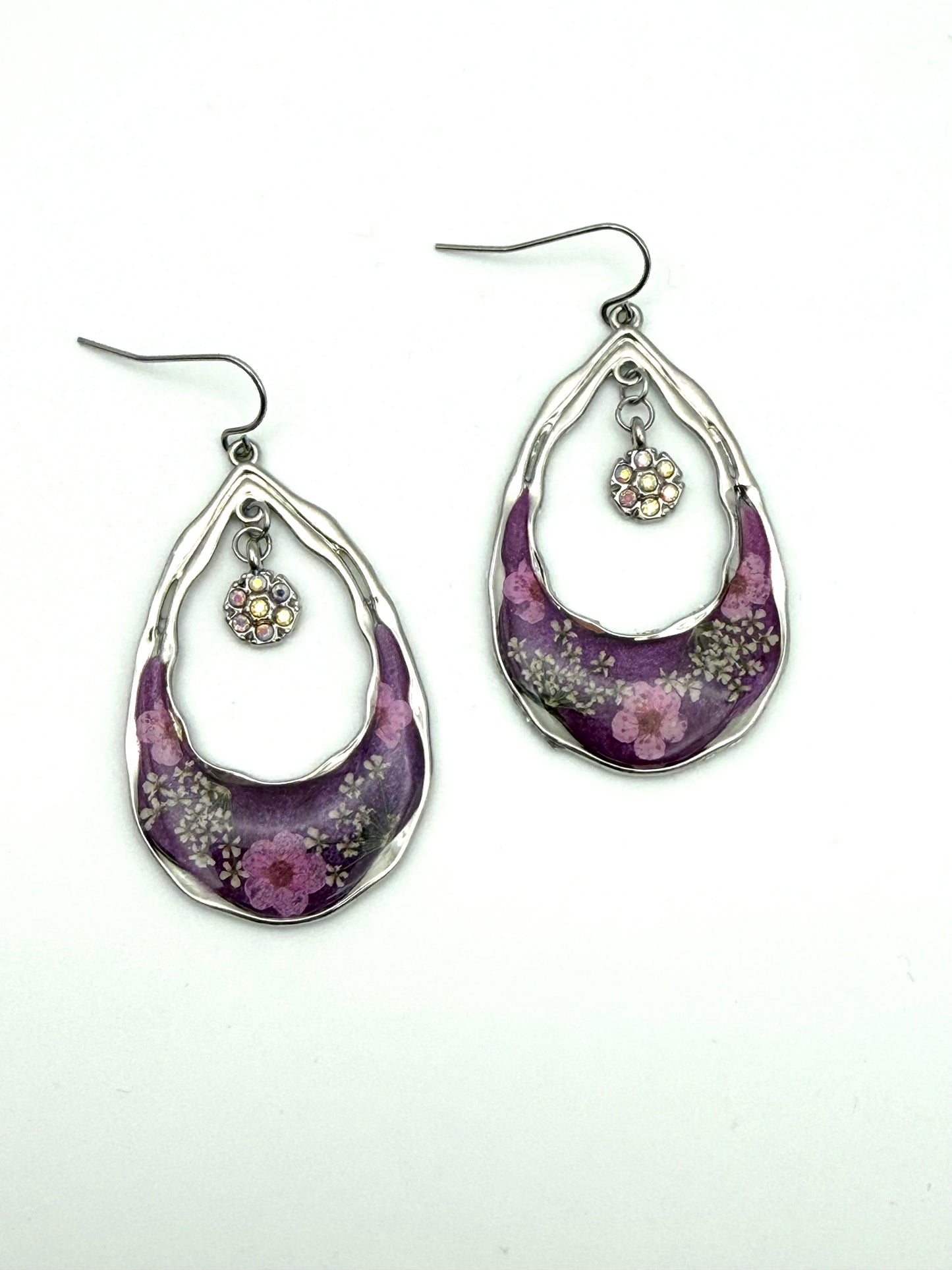 Wisteria Purple Mica Powder with Pink Plum Blossoms and Queen Anne’s Lace with dangling charms