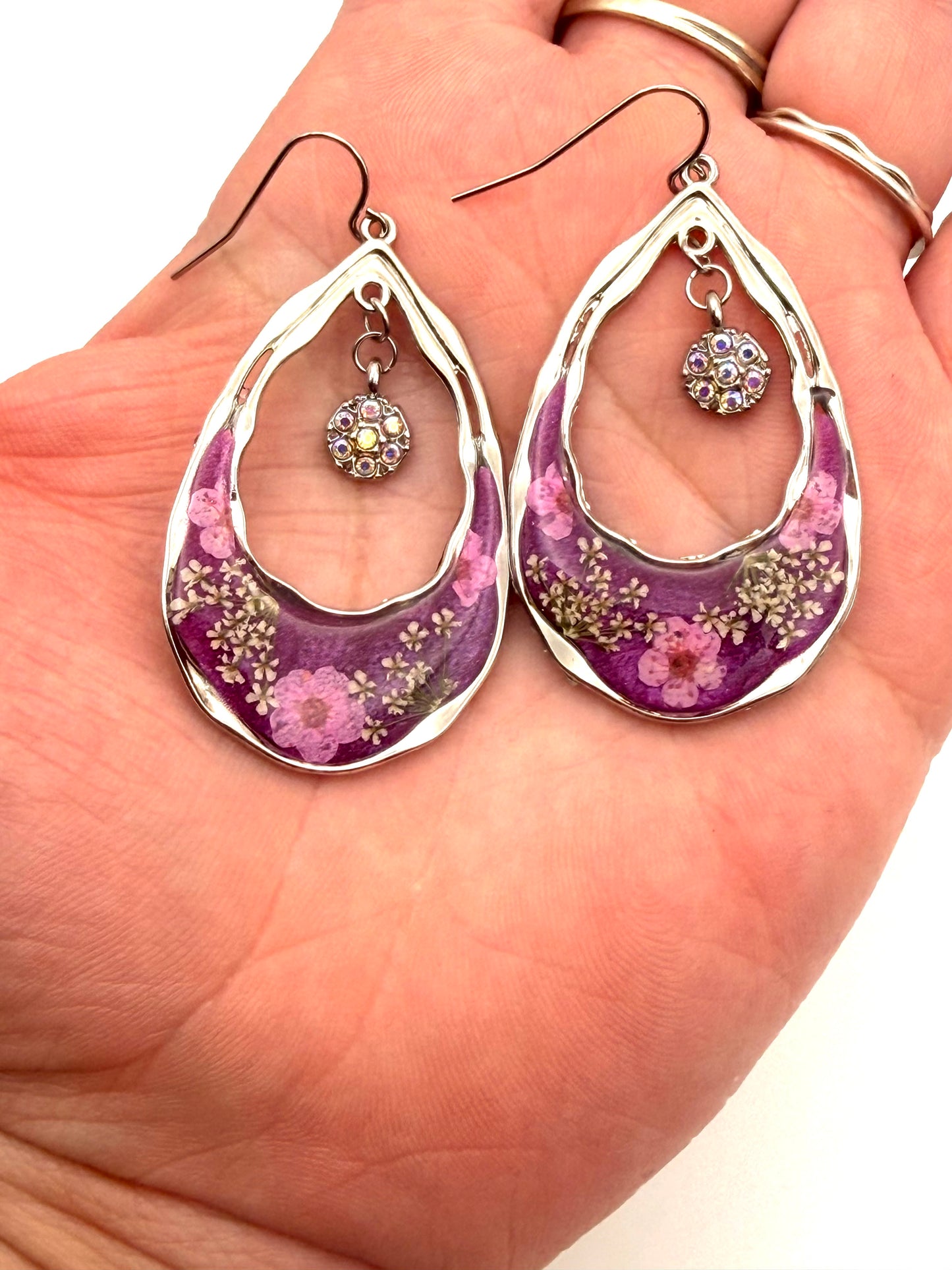 Wisteria Purple Mica Powder with Pink Plum Blossoms and Queen Anne’s Lace with dangling charms