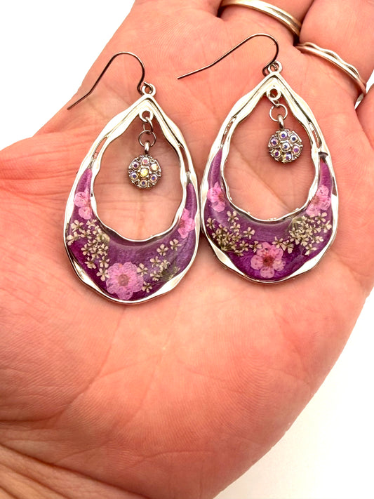 Wisteria Purple Mica Powder with Pink Plum Blossoms and Queen Anne’s Lace with dangling charms