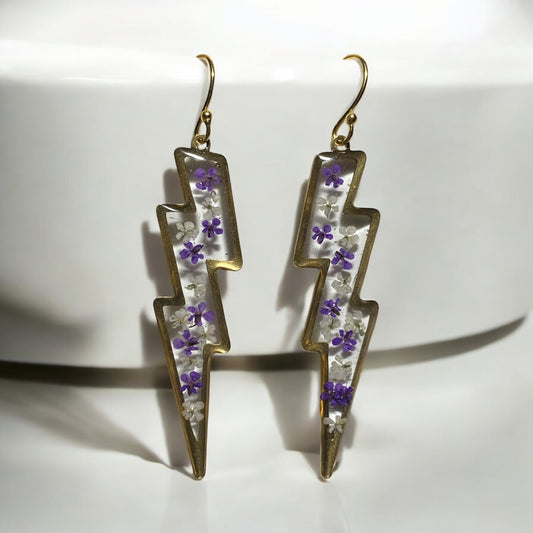Lightening Bolts filled with pieces of Purple and White Queen Anne’s Lace