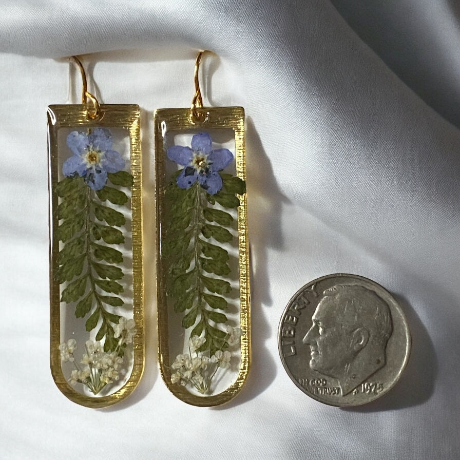 Dry Pressed Fern, Blue Forget-Me-Nots and pieces of Queen Anne’s Lace