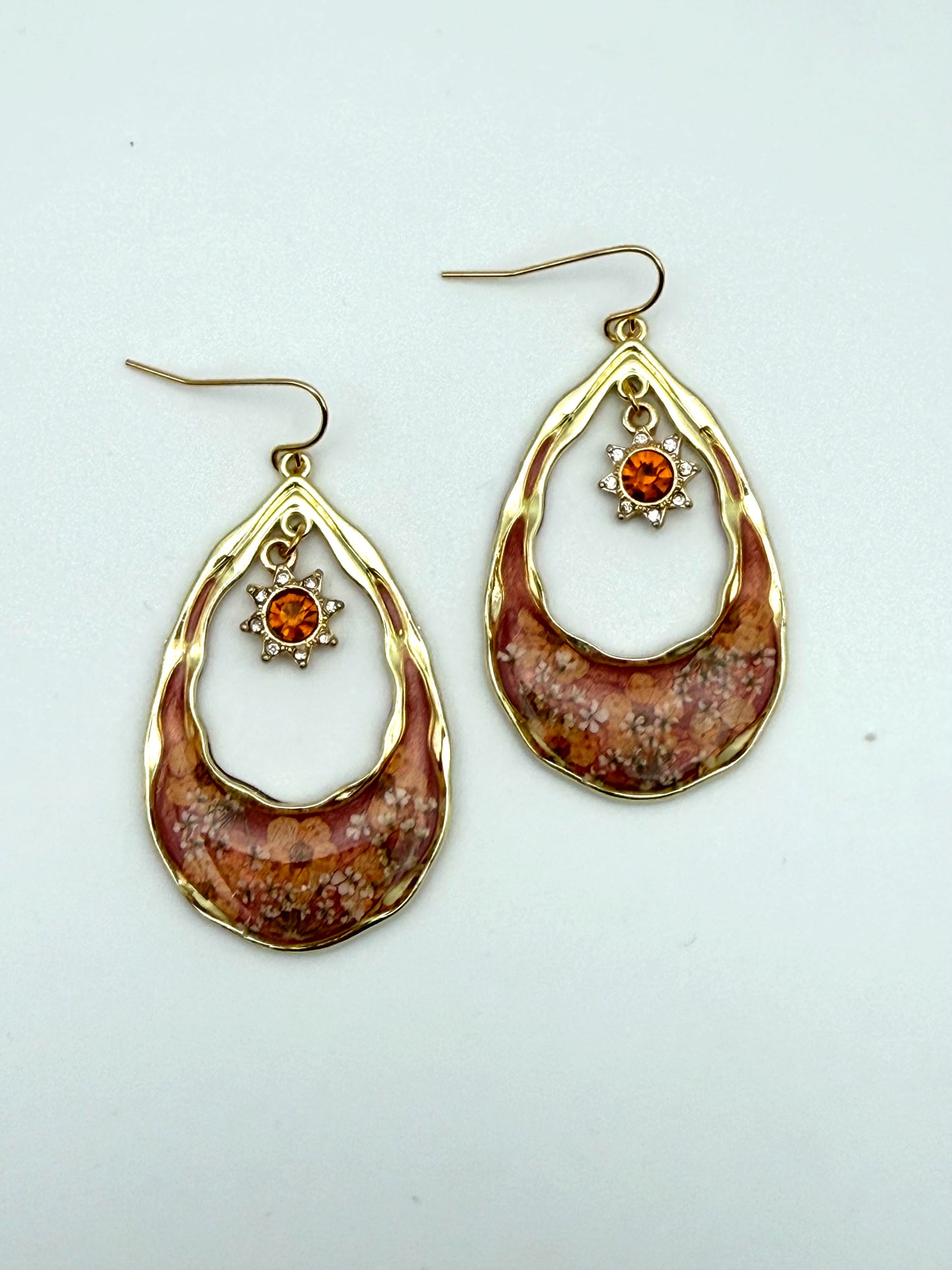 Coral Pink Mica Powder with Orange Plum Blossoms and Queen Anne’s Lace - Sun Charm