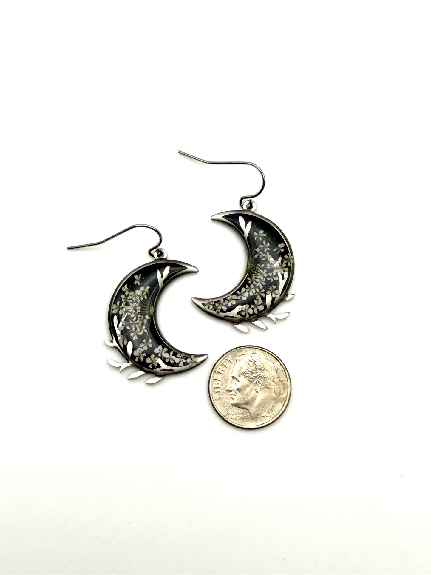 Black Crescent Moons