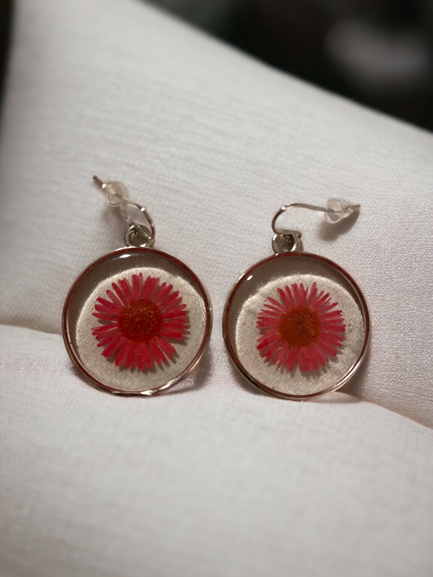 Red Needle Chrysanthemum  Earrings