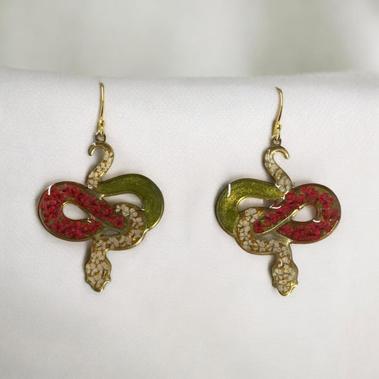 Snake Bezel Earrings with Queen Anne’s Lace