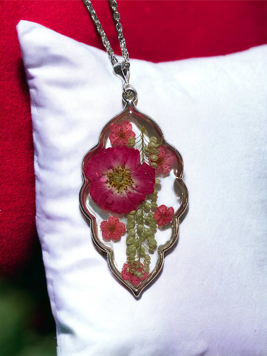Red Flower Necklace