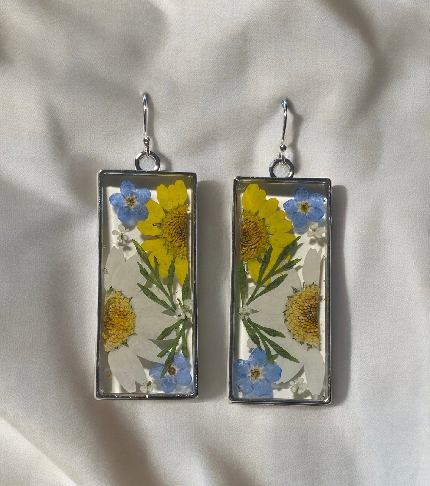 Yellow and White Daisies, Dry Pressed Leaves, Blue Forget-Me-Not Flowers with Queen Anne’s Lace Earrings