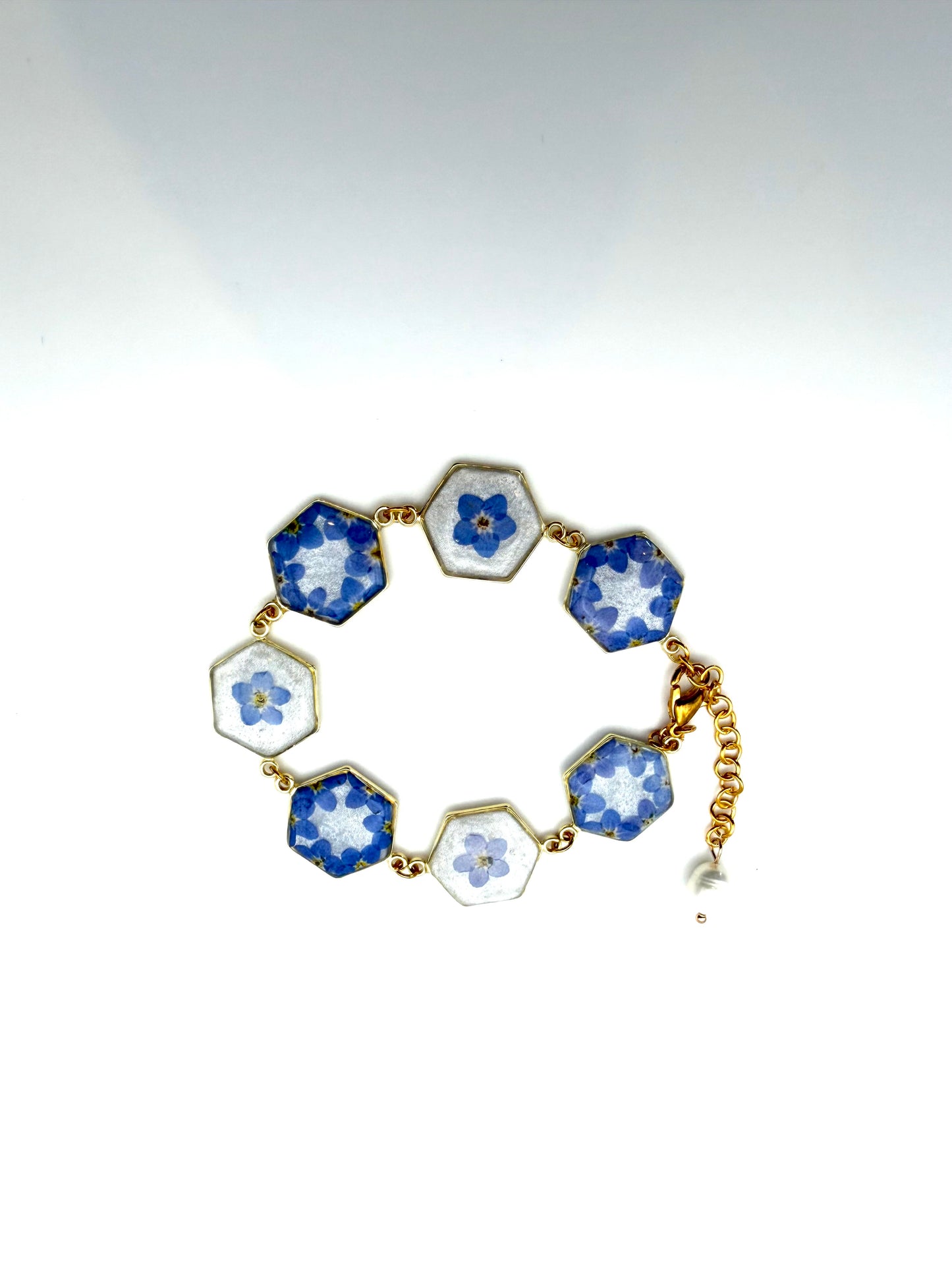 Gold Colored Bracelet with Opal Mica Powder and Forget-Me-Nots