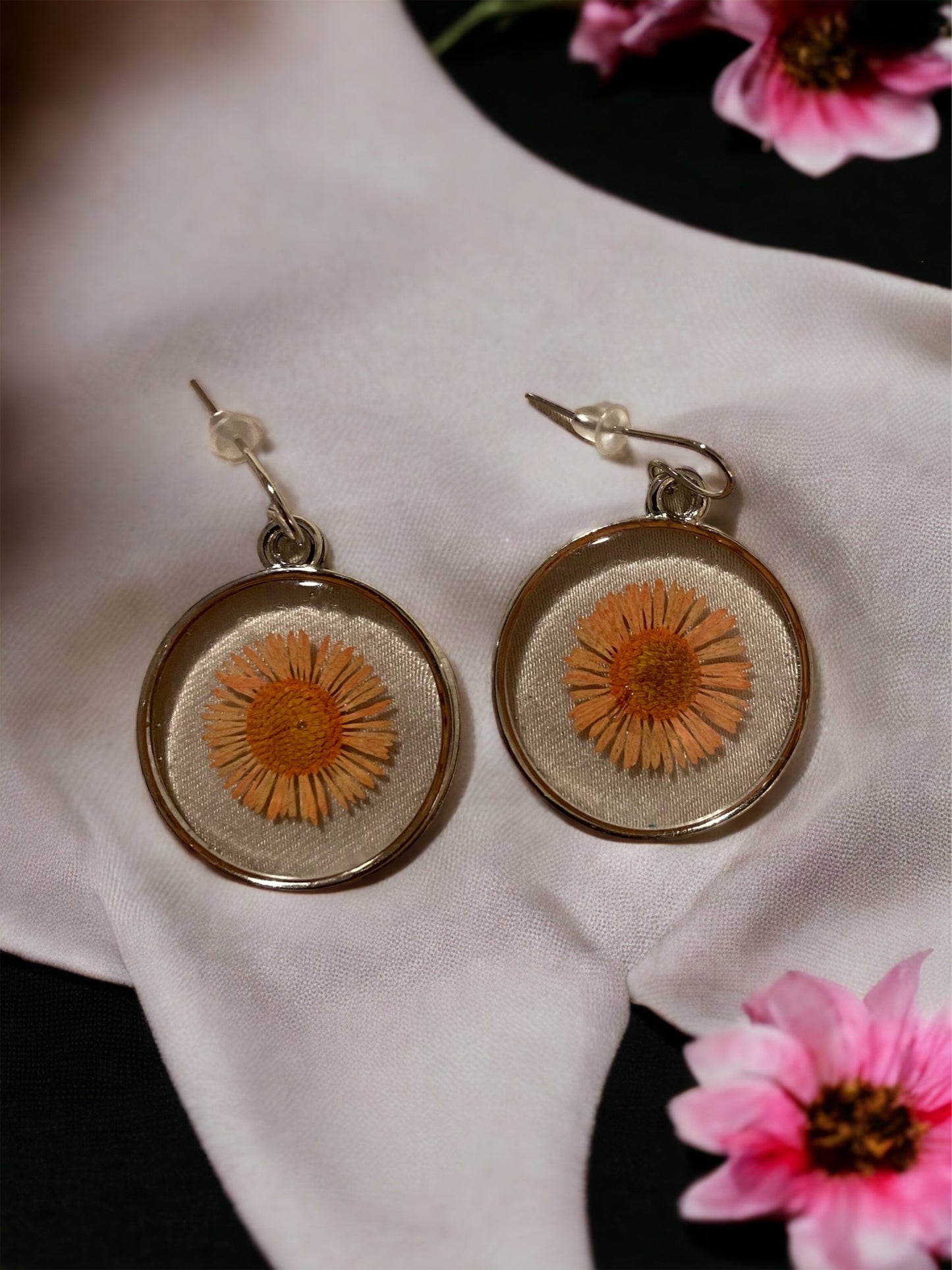 Orange Needle Chrysanthemum Earrings