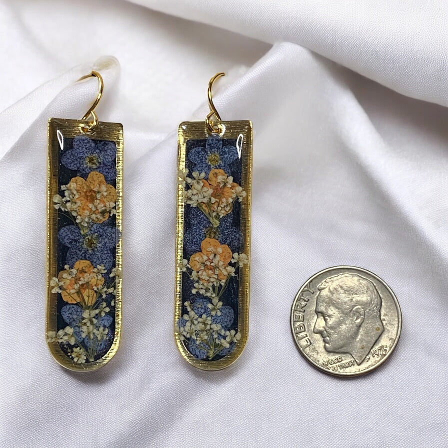Black Mica Powder with Orange  Plum Blossoms, Forget-Me-Nots and Queen Anne’s Lace