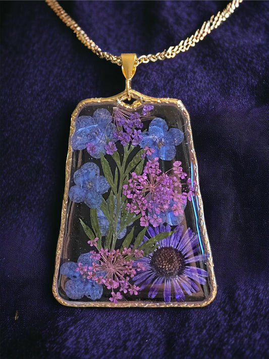 Blue Forget-Me-Nots, Purple Needle Chrysanthemum and Light and Dark Purple Queen Anne’s Lace Necklace